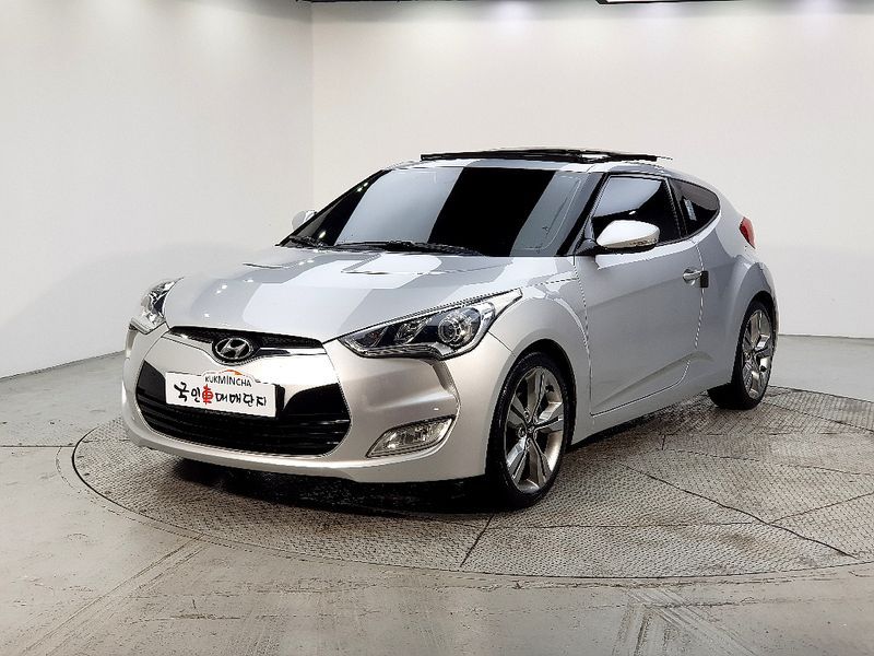 2012 Hyundai Veloster Extreme photo 1