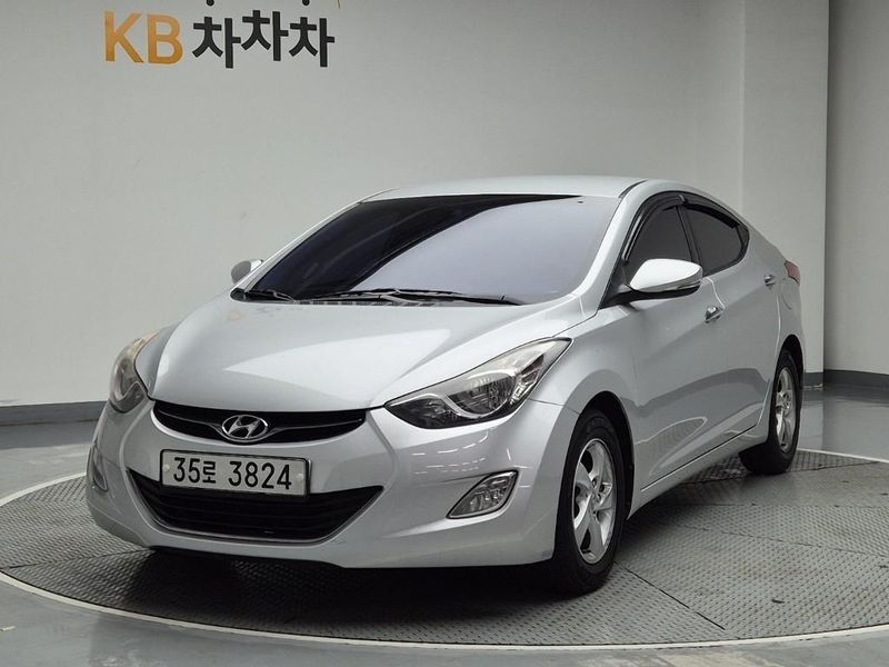 2012 Hyundai Avante M16 GDI Luxury photo 1