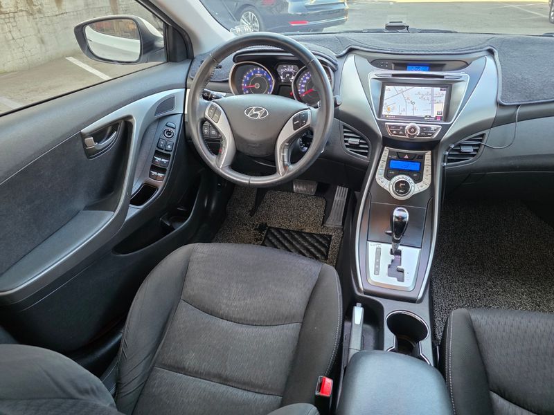 2012 Hyundai Avante LPI M16 Luxury photo 10