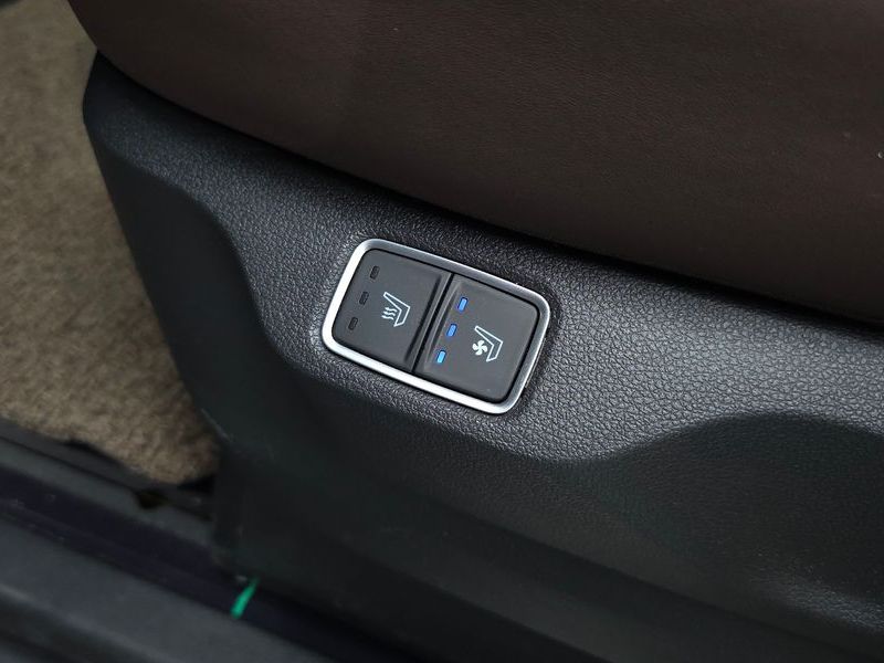 2026 Hyundai Staria HEV 1.6T Lounge 9-Seater Inspiration photo 19