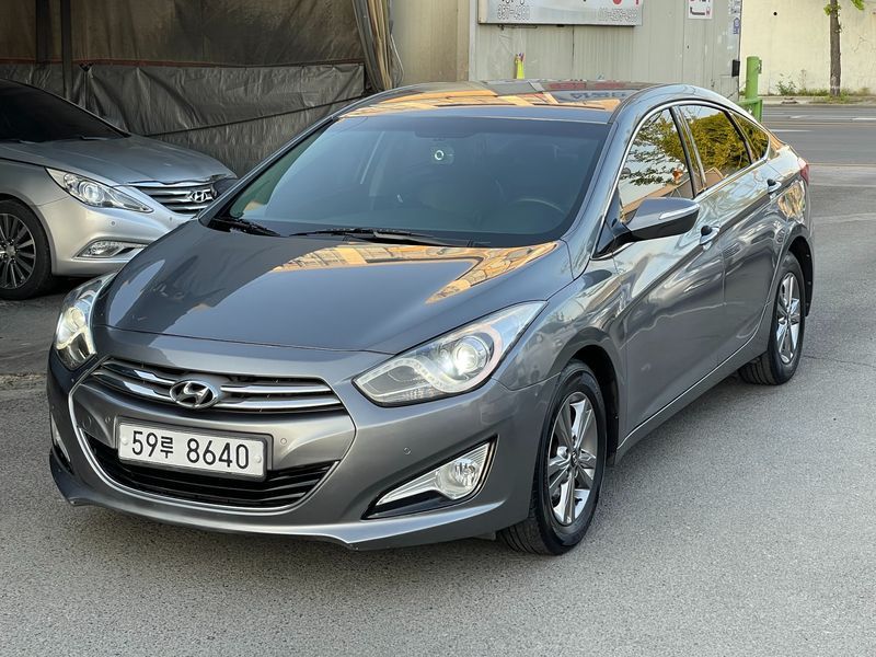 2012 Hyundai i40 살룬 1.7 VGT Smart photo 1