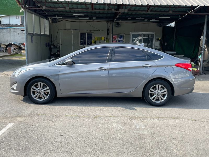 2012 Hyundai i40 살룬 1.7 VGT Smart photo 8