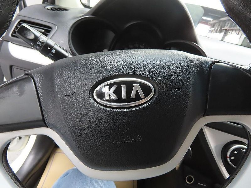 2012 Kia Morning Deluxe special photo 16