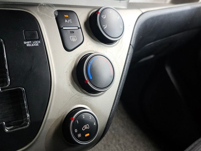 2013 Kia Ray VAN Deluxe photo 15