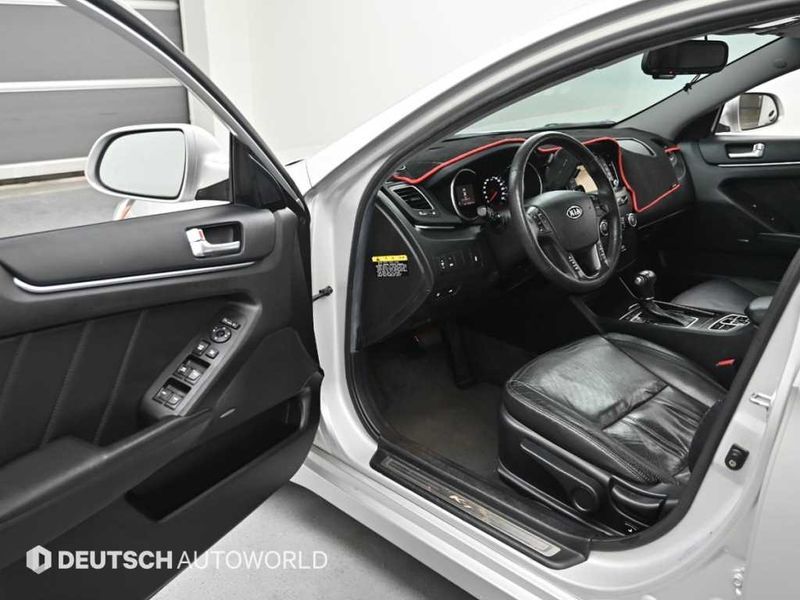 2012 Kia K7 2.4 GDI Luxury photo 11