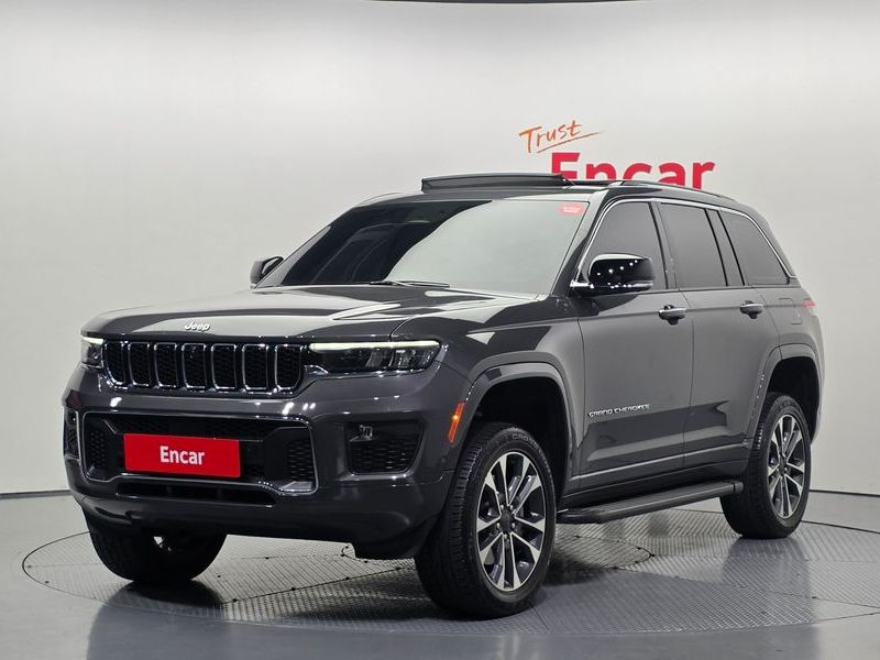2023 Jeep Grand Cherokee 3.6 Overland photo 1