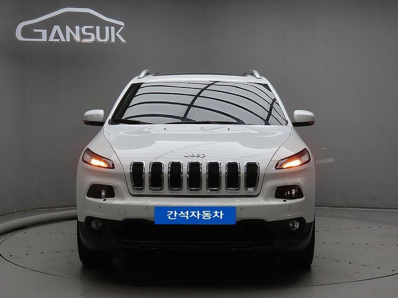 2015 Jeep Cherokee 2.0 Diesel Longitude AWD photo 1