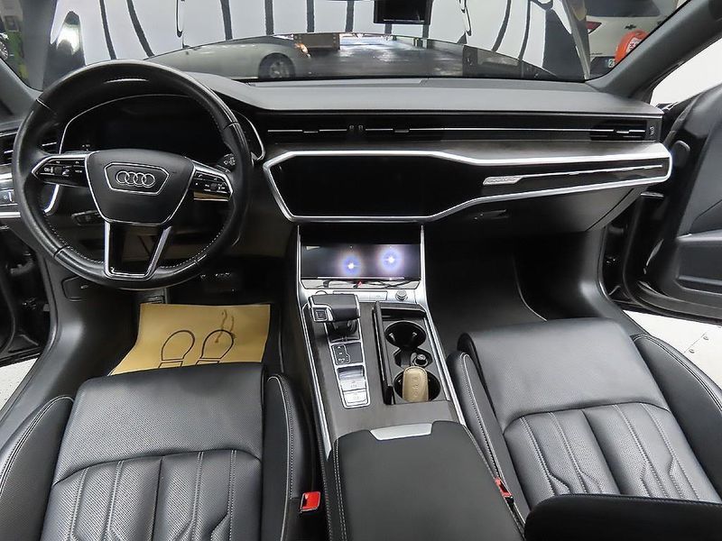 2020 Audi A7 55 TFSI Quattro Premium photo 9