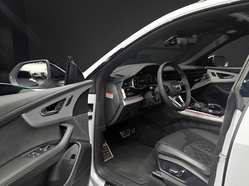 2023 Audi Q8 50 TDI Quattro Premium photo 10