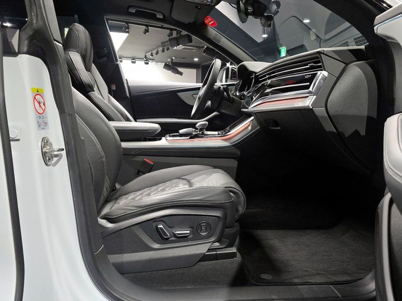 2023 Audi Q8 50 TDI Quattro Premium photo 11