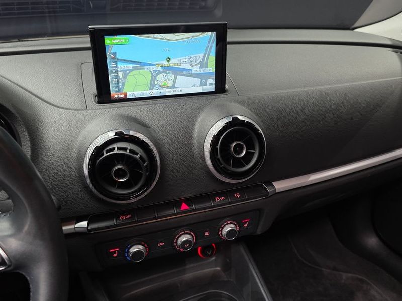 2015 Audi A3 25 TDI Dynamic Sportback 8V photo 14