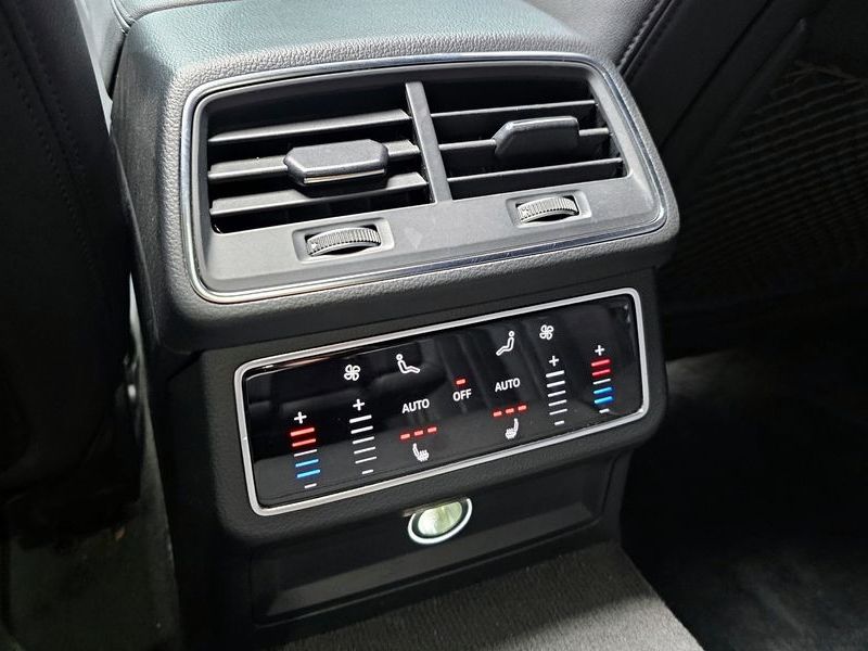 2020 Audi A6 45 TFSI Quattro Premium photo 17