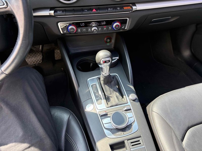 2015 Audi A3 35 TFSI Dynamic 8V photo 16