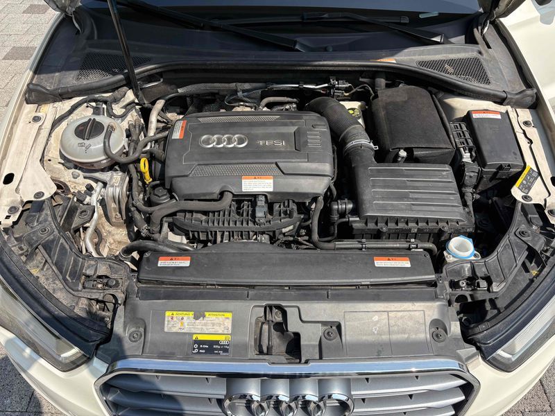 2015 Audi A3 35 TFSI Dynamic 8V photo 19