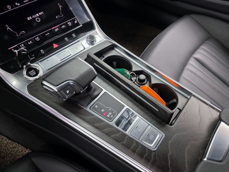 2021 Audi A6 45 TFSI Quattro Premium photo 9