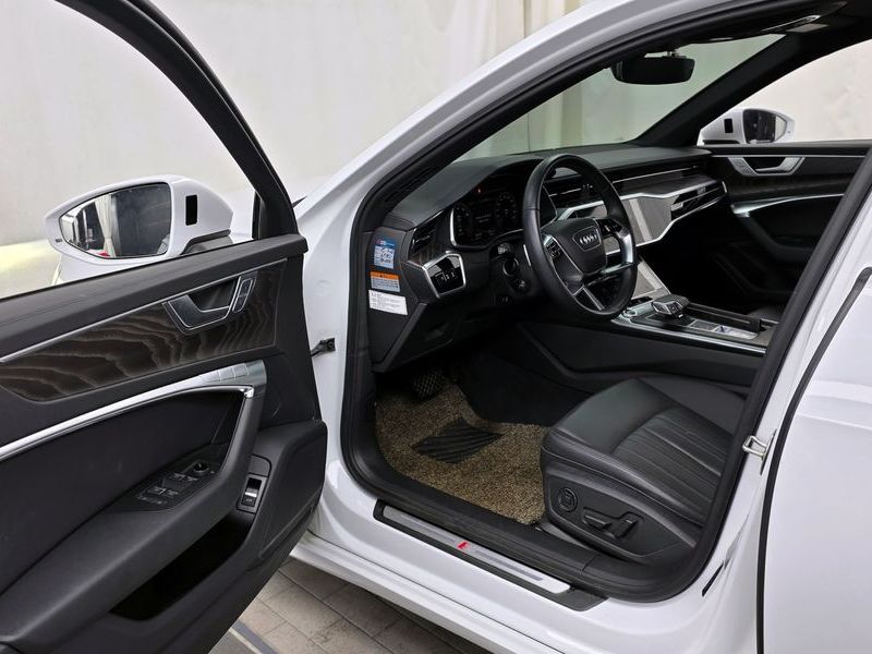 2021 Audi A6 45 TFSI Quattro Premium photo 10