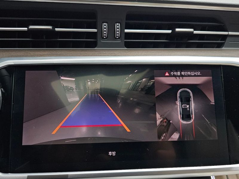 2025 Audi A6 45 TFSI Quattro Premium photo 14