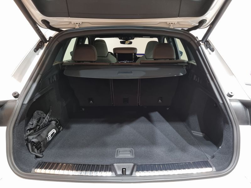 2025 Audi Q5 40 TDI Quattro S Line photo 20