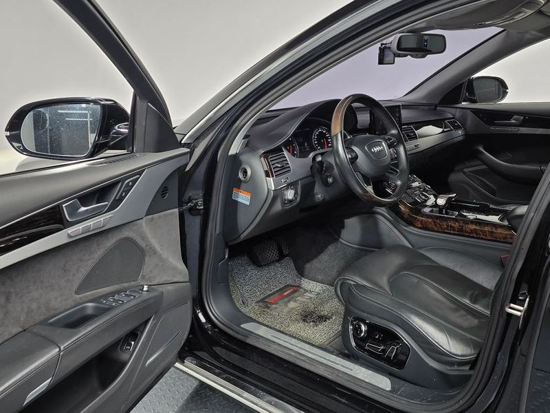 2014 Audi A8 4.0 TFSI Quattro LWB D4 photo 10