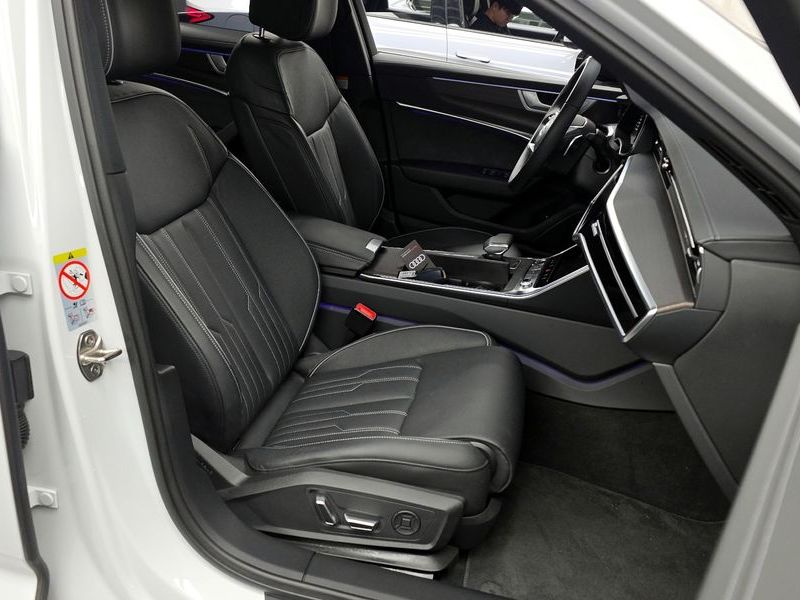 2025 Audi A6 40 TDI Premium photo 11