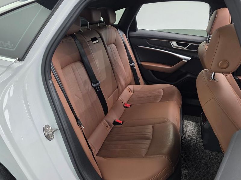 2021 Audi A6 45 TFSI Premium photo 11
