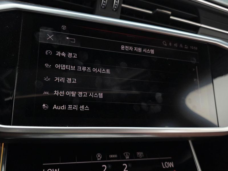 2021 Audi A6 45 TFSI Premium photo 15