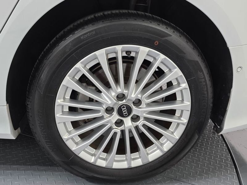 2021 Audi A6 45 TFSI Premium photo 21