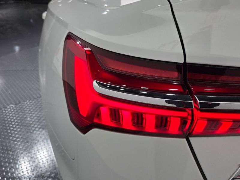 2021 Audi A6 45 TFSI Premium photo 23