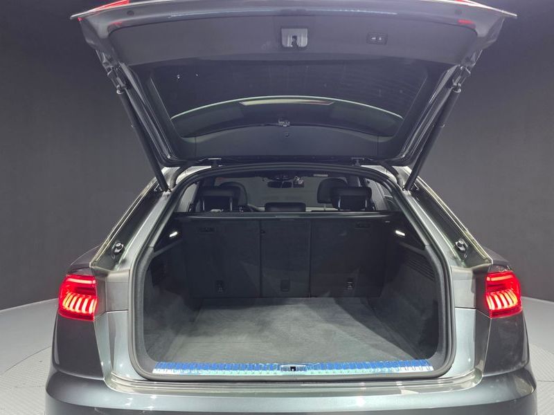 2021 Audi Q8 45 TDI Quattro Premium photo 20