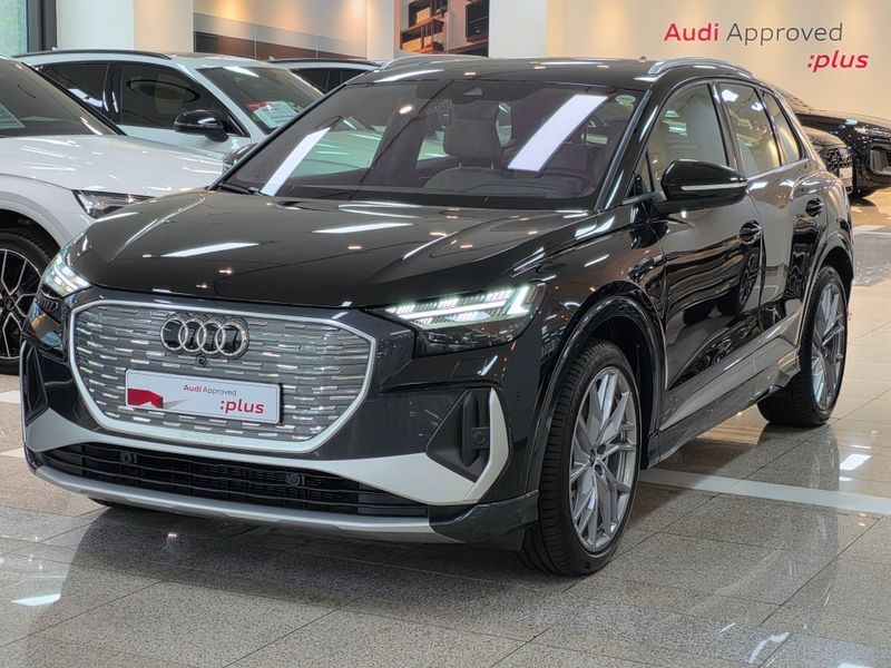 2025 Audi e-tron 45 Premium photo 1
