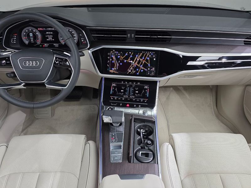 2025 Audi A6 45 TFSI Premium photo 7