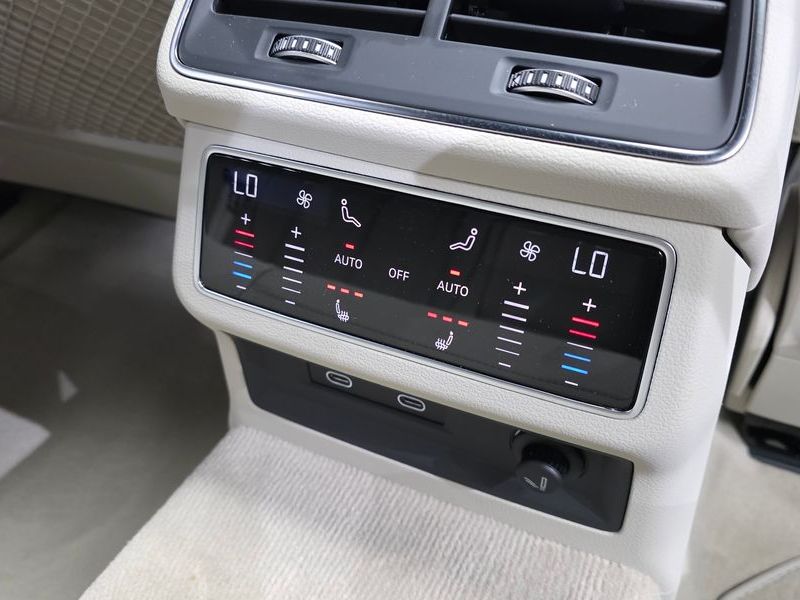2025 Audi A6 45 TFSI Premium photo 18