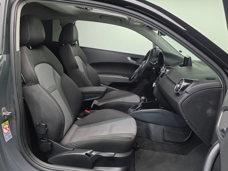 2015 Audi A1 30 TDI Sport Premium photo 10