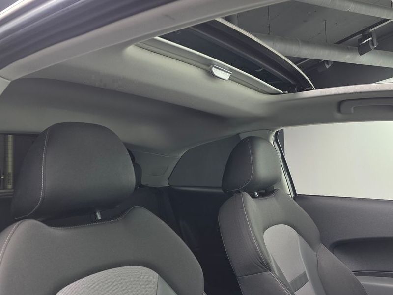 2015 Audi A1 30 TDI Sport Premium photo 17