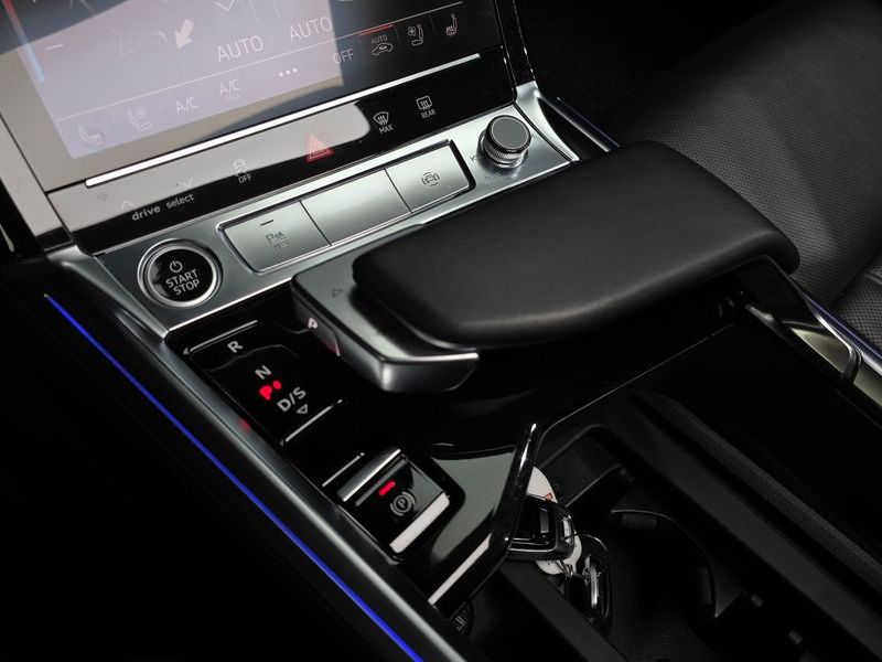 2021 Audi e-tron 55 Quattro Sportback photo 9