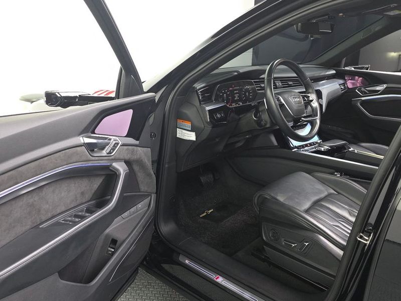 2021 Audi e-tron 55 Quattro Sportback photo 10