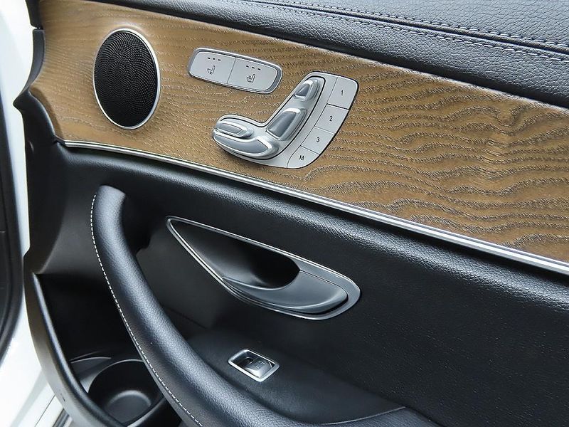 2022 Mercedes-Benz E-Class E250 Exclusive photo 15