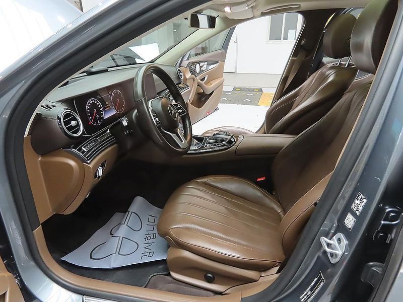 2020 Mercedes-Benz E-Class E450 4MATIC Exclusive photo 7