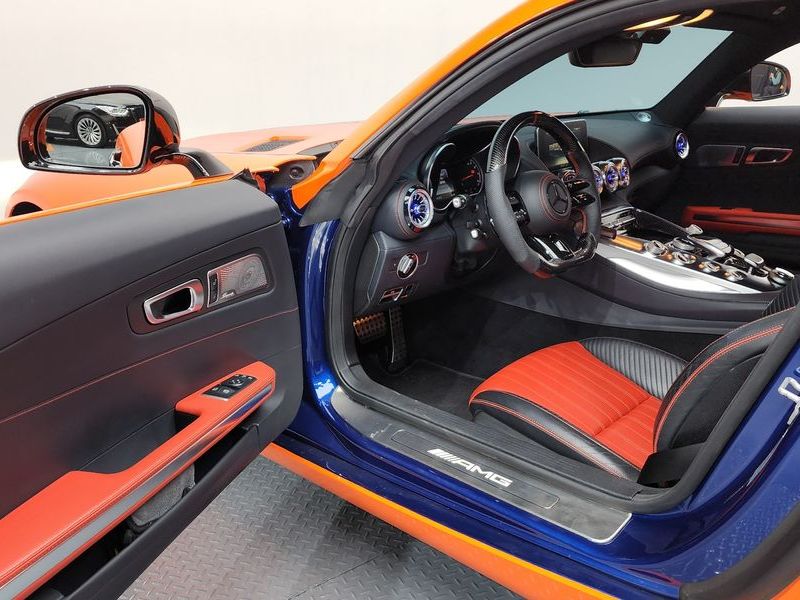 2017 Mercedes-Benz AMG GT 4.0 photo 10