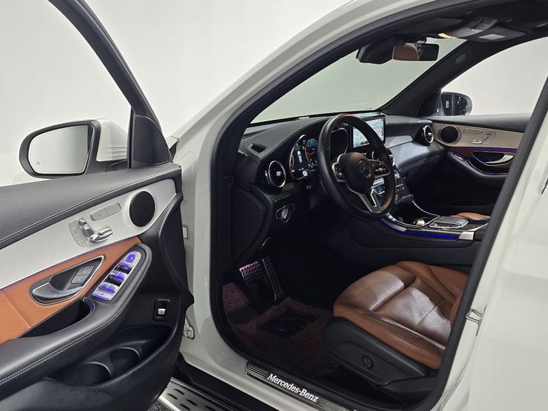 2021 Mercedes-Benz C-Class GLC220 d 4MATIC photo 10
