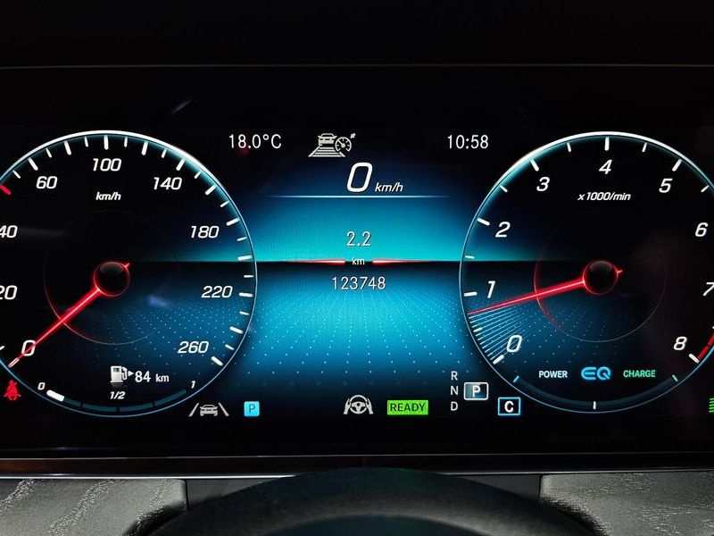 2021 Mercedes-Benz E-Class E350 4MATIC AMG Line photo 8