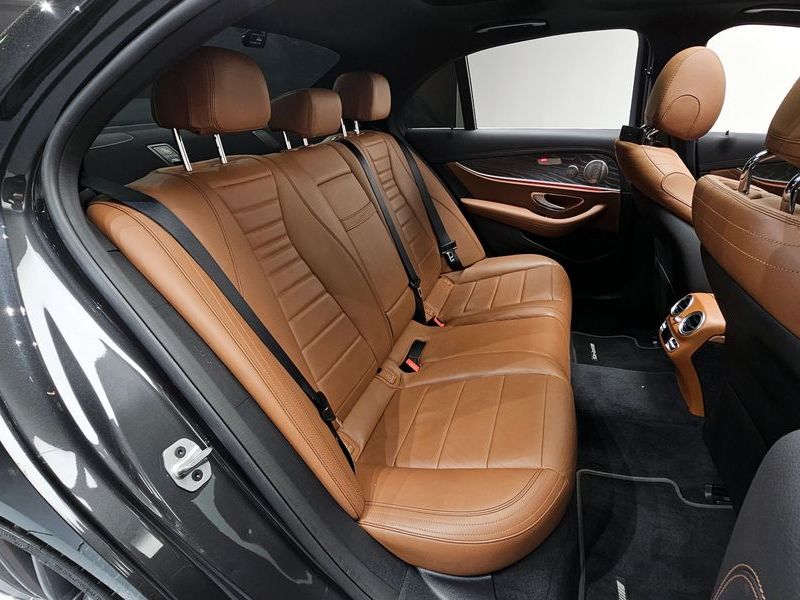 2021 Mercedes-Benz E-Class E350 4MATIC AMG Line photo 12