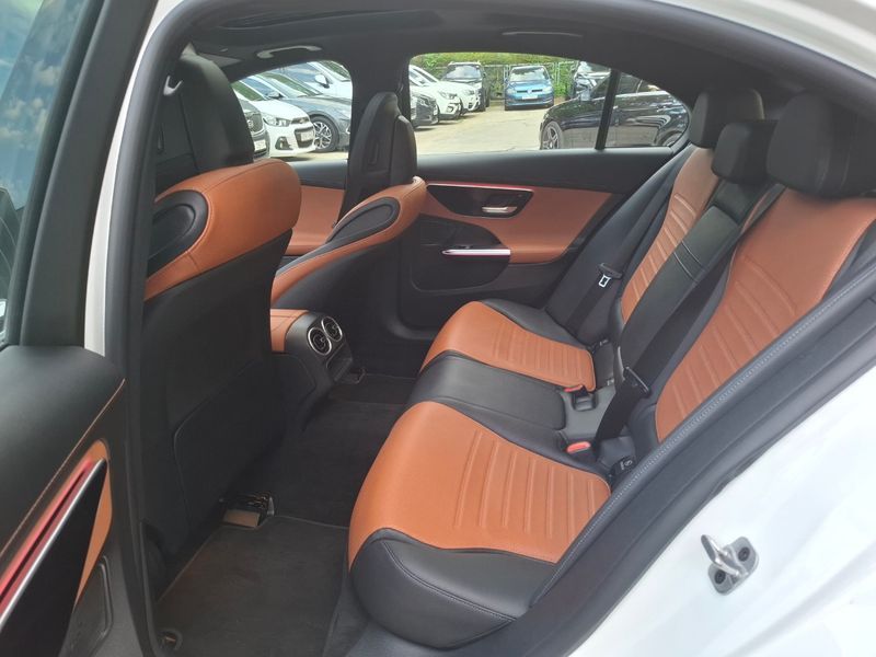2025 Mercedes-Benz C-Class C200 AMG Line photo 10