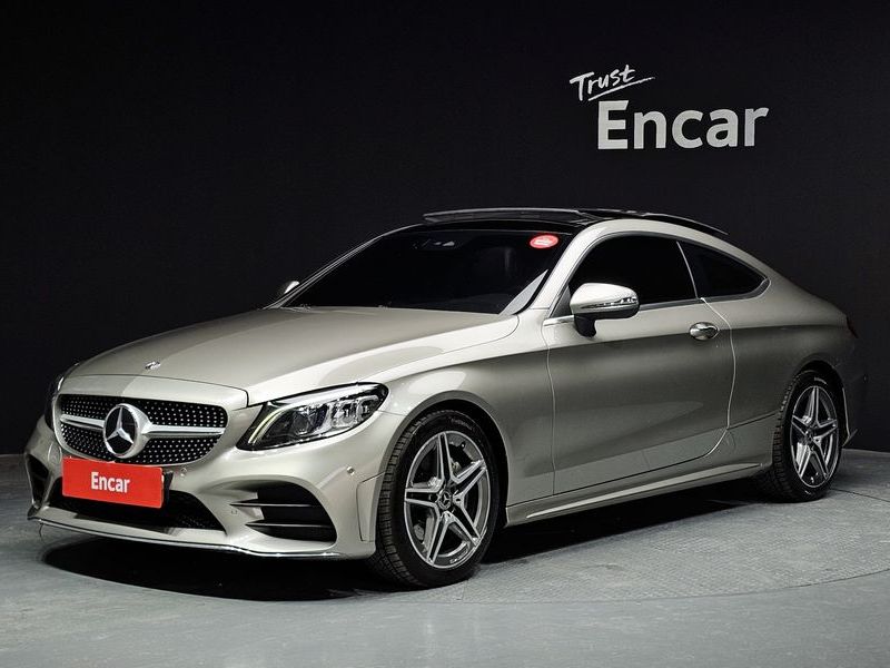 2020 Mercedes-Benz C-Class C200 Coupe photo 1