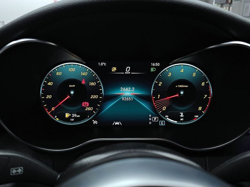 2020 Mercedes-Benz C-Class C200 Coupe photo 8