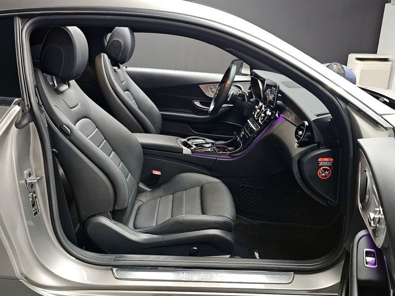 2020 Mercedes-Benz C-Class C200 Coupe photo 12