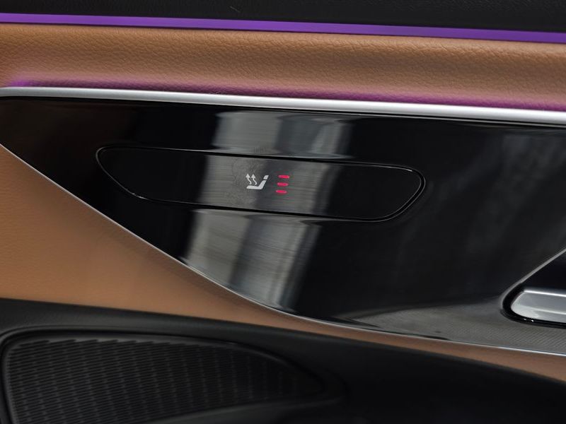 2026 Mercedes-Benz E-Class E200 AMG Line photo 18
