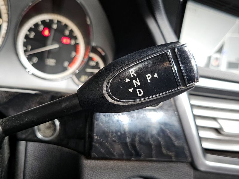 2013 Mercedes-Benz E-Class E300 Avangard photo 9