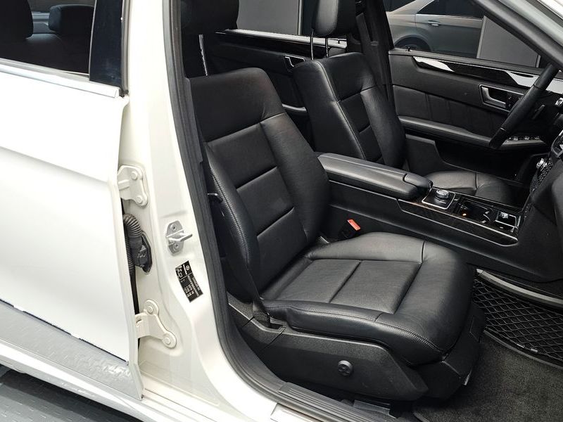 2013 Mercedes-Benz E-Class E300 Avangard photo 10