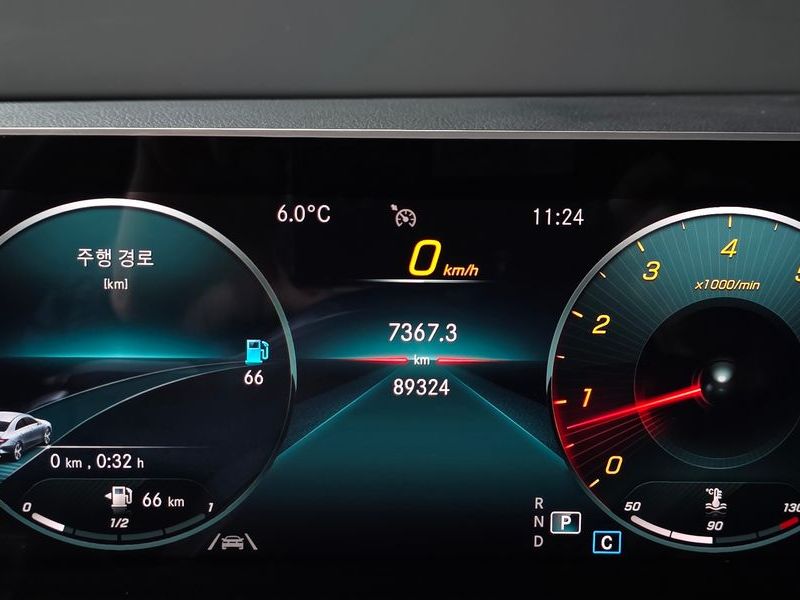 2020 Mercedes-Benz A-Class CLA250 4MATIC photo 8